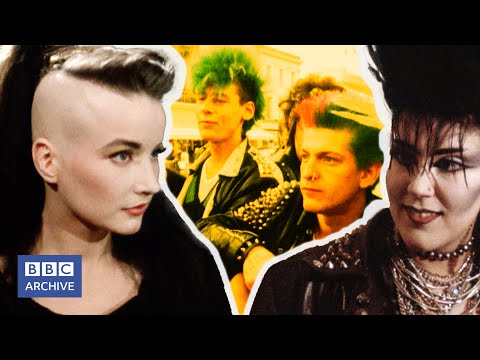 1983: Should you FIT IN or STAND OUT? | Scene | Vintage fashion clips | BBC Archive