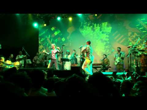 Abayomy e Ney Matogrosso - Roendo As Unhas - Fela Day 2014 - 17/10/2014