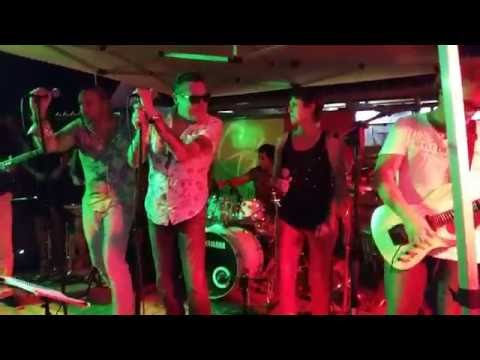 When the lady smiles... Mr Barry Hay en Sleeves