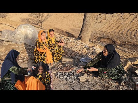 Gol Afrooz's love for girls who are not his children, from cooking to combing their hair