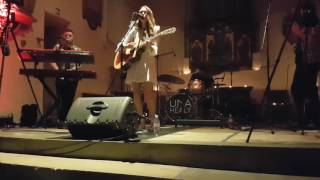 Una Healy - Out The Door - St Pancras Old Church 15/2/2017