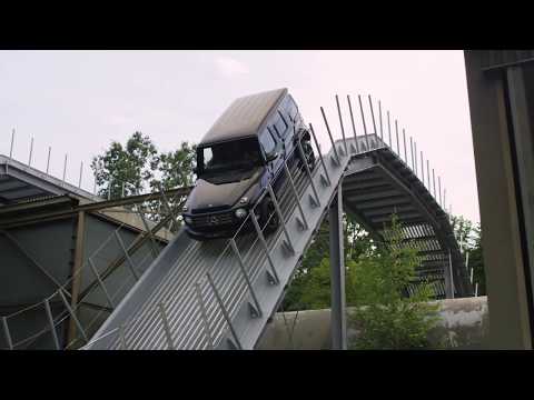 2019 Mercedes G-Class Technical Offroad Course