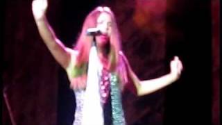 Joss Stone - Tell me what we&#39;re gonna do now (live in Milano 8-02-2010)
