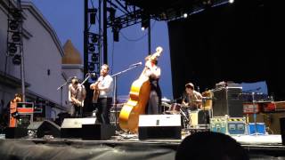 Nothing to Show For (Live)- Nathaniel Rateliff