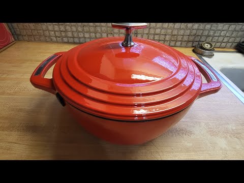 Unboxing #199/300 Lodge USA Enamel 4.5QT Cherry on top Dutch Oven.