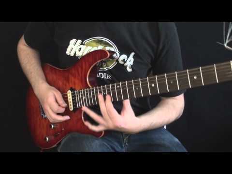 Fusion Licks Guitar Lesson #1: Combining Tapping + String Skipping by Martin Miller