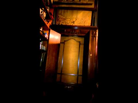 Let's Misbehave...Irving Aaronson and his Commanders ..Vocal Phil Saxe and chorus