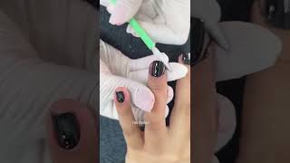Quem disse que unhas curtas não são bonitas?