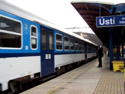 Odjezd vlaku Os 6960 ze stanice Ústí nad Labem hl.n.