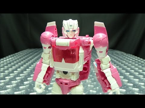 Titans Return Deluxe ARCEE: EmGo's Transformers Reviews N' Stuff