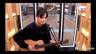 Natalia Lacunza (Eilan Bay) cantando en OT 2018- Ventanas de avión