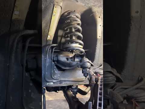 suspension spring removal