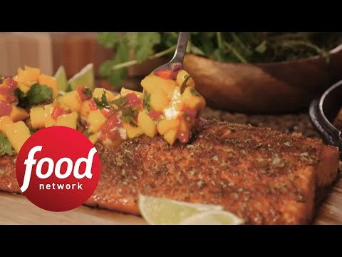 WORLD premiere of #BBQBrawl: Bobby Flay V. Michael Symon | BBQ Brawl: Flay V. Symon | Food Network