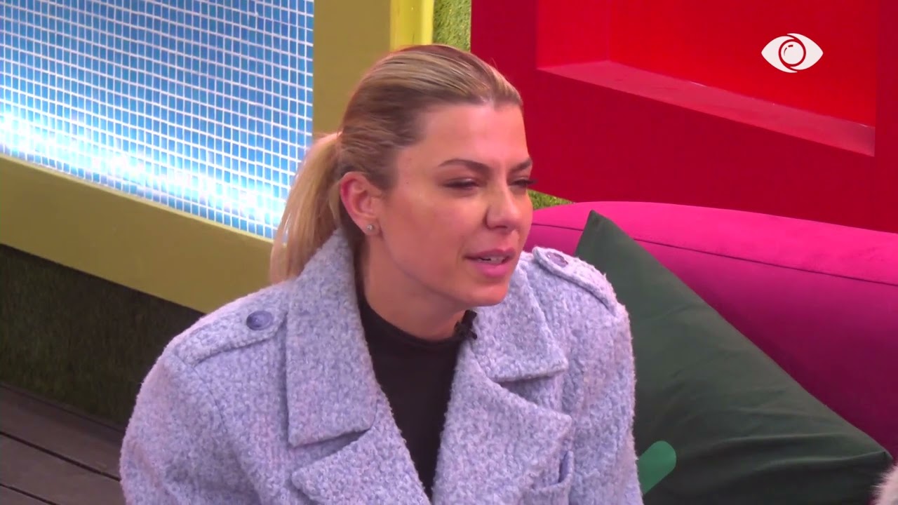 “Ti e para e ke sulmuar Vesën”/ Ilnisa i kthehet Rikes: Seriozisht e ke?