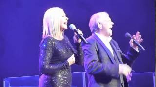 OLIVIA NEWTON-JOHN & JOHN FARNHAM - "Suddenly" (Live)