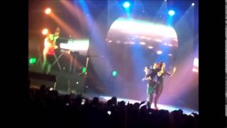 Lindsey Stirling We Are Giants Ft. Dia Frampton (Live)