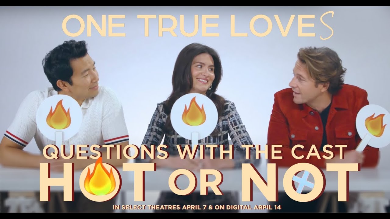 Phillipa Soo, Simu Liu & Luke Bracey Play "HOT OR NOT"