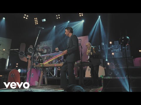 Video thumbnail for El Microbito (MTV Unplugged)