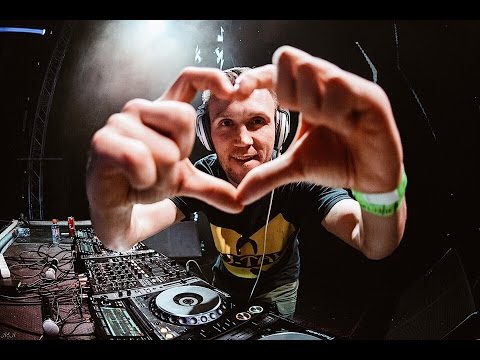 22.03.2017 - Bassland Show @ DFM 101.2 - Подборка любимых drum&bass треков разных годов и звучаний