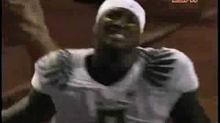 Oregon LeGarrette Blount Knocks Out  Boise football player after loss