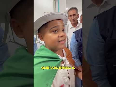 Cordelista de 13 anos declama poema que narra trajetória e realizações de Lula
