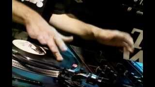 2001 - JR Flo (Canada) - DMC World DJ Final