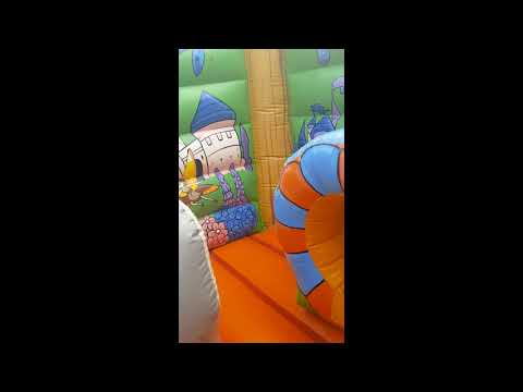 Wacky Bouncers video.