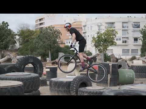 Charlie Rolls ( Cartagena Trial Competition )