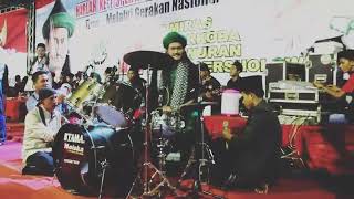 Download lagu Story wa Qomarun _ mafia sholawat || edisi Abah Ali main drum || mp3 Download lagu Story wa Qomarun _ mafia sholawat || edisi Abah Ali main drum || mp3