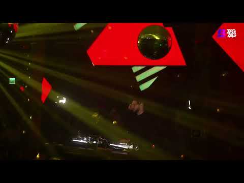 Tim Baresko at ZigZag 13 anos