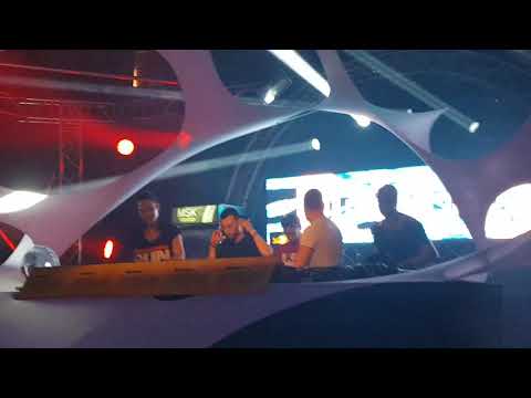 Echelon 2017 // Emotional Floor // Marika Rossa