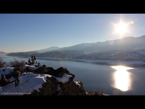 Snow at Horsetooth Reservoir - In A Colorado Minute (Week 189) [HD]