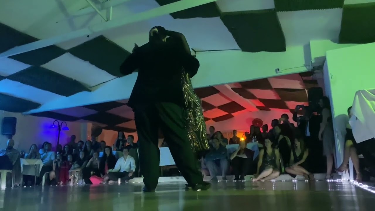 Video thumbnail for Paulina Mejía y Sebastián Arce - La Abandone y no sabia, Chino Laborde & Dipi