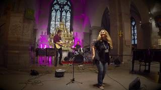 Melissa Otero &quot;Por Amor&quot; Live at Heart Fest 2019