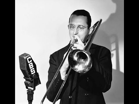 Smoke Gets In Your Eyes - Tommy Dorsey - 1937