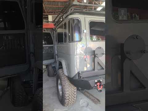 1978 Fj40 1Hz converted idling.