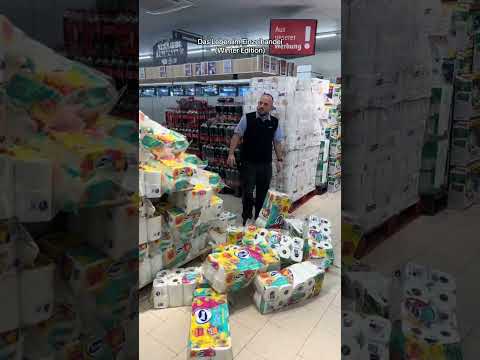 Das Leben im Einzelhandel(Winter Edition) dient der Unterhaltung￼✌🏽 #einzelhandel #comedy #lidl
