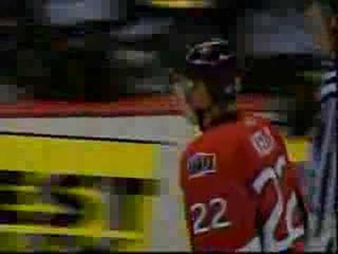 Kelly goal vs Thrashers - Dec 15