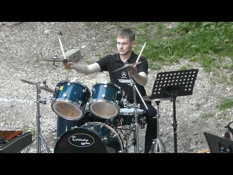 Schlagzeugensemble  im Naturtheater Hayingen - "In the Air Tonight" - Solist Manuel Schlecker