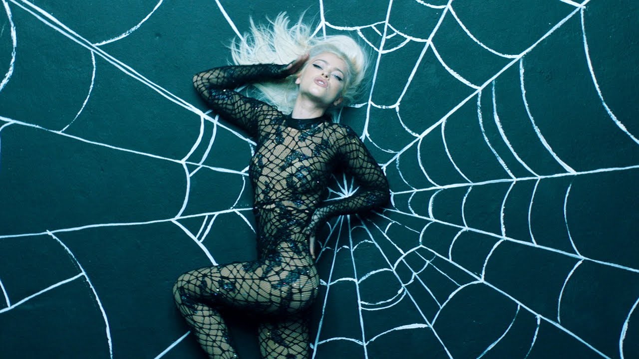 Alice Chater — Wonderland (My Name Is Alice)