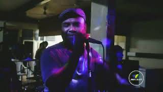 Download lagu Elton John em Reggae. Nikita  mp3