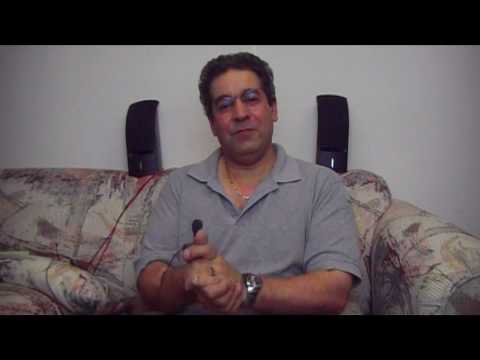 manualist plays rush - yyz - on his hands!