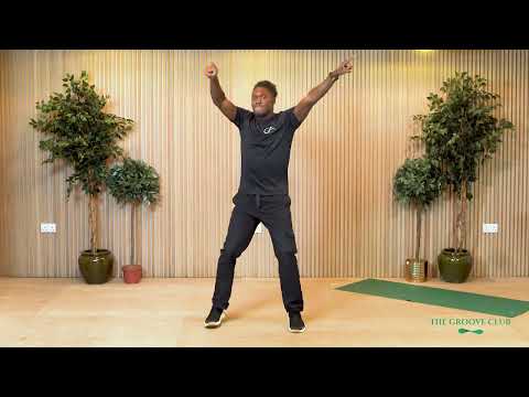 15 MIN CLASSIC DANCE PARTY WORKOUT - Full Body/No Equipment | Daniel Browne & The Groove Club