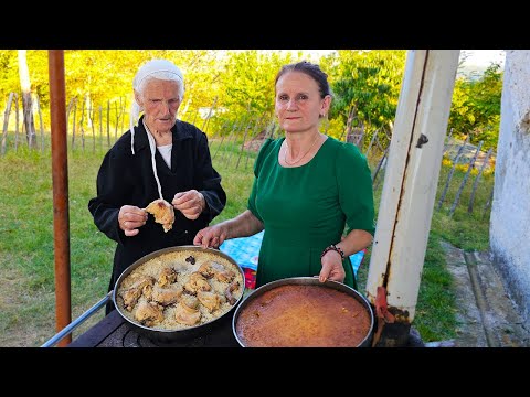 Back at Grandma's House for Some Delicious Food!๐ฝ๏ธ๐ก