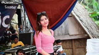 Download lagu Terlalu sayang_cover tia oyoy_BKJ musik mp3