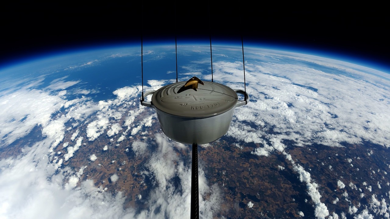 Le Creuset x Star Trek in Space - YouTube