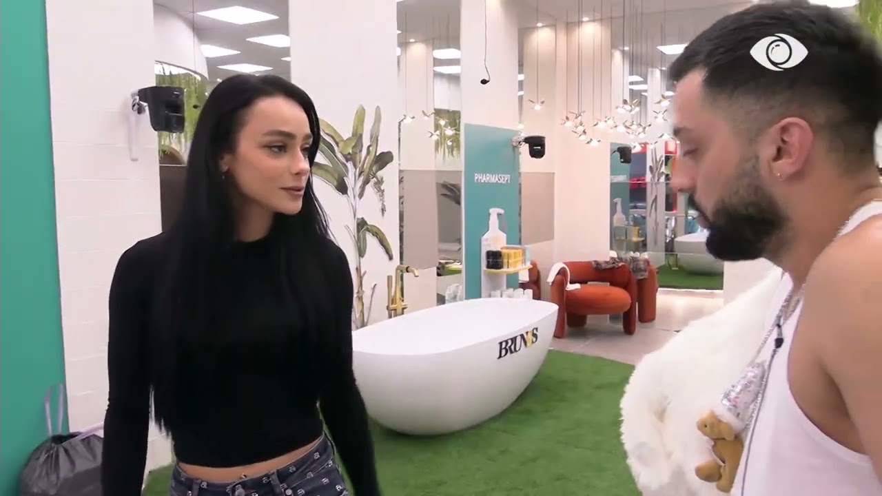 A je i lidhur jashtë/ Egli pyet Gjestin, ja si përgjigjet banori