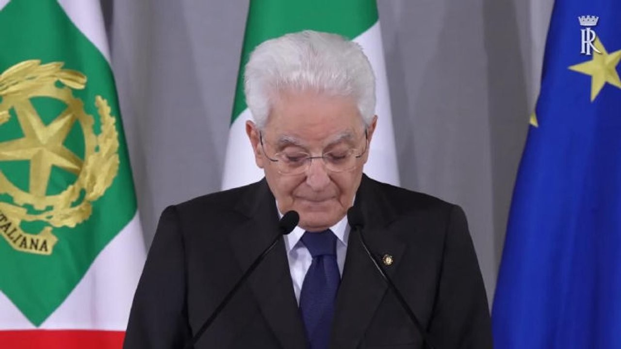Mattarella: Ostacolare la libertà di stampa è un vulnus recato a tutti noi