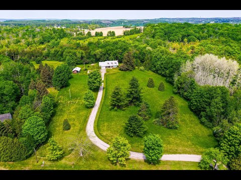 8200 Castlederg Side Road, Bolton Home for Sale - Real Estate Properties for Sale