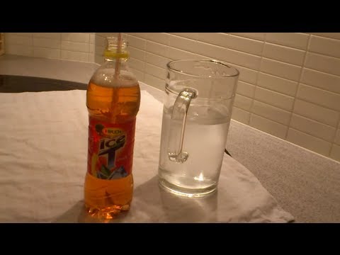 Getränk schnell kühlen - so geht's mit Eis und Salz